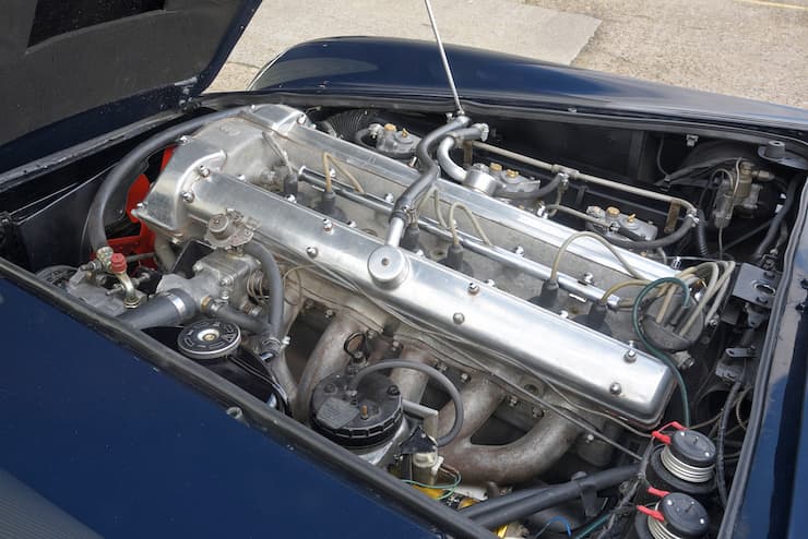 DB6 aston martin restored engine